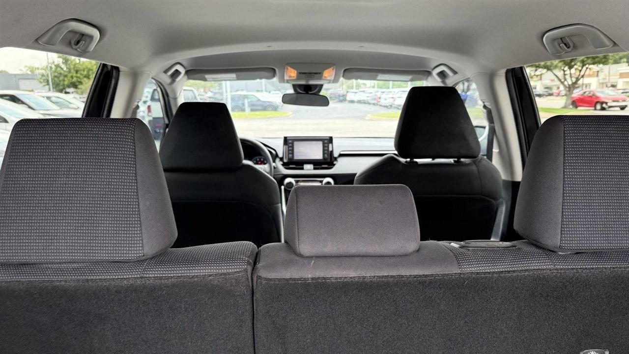 Toyota RAV4 LE AWD 2019