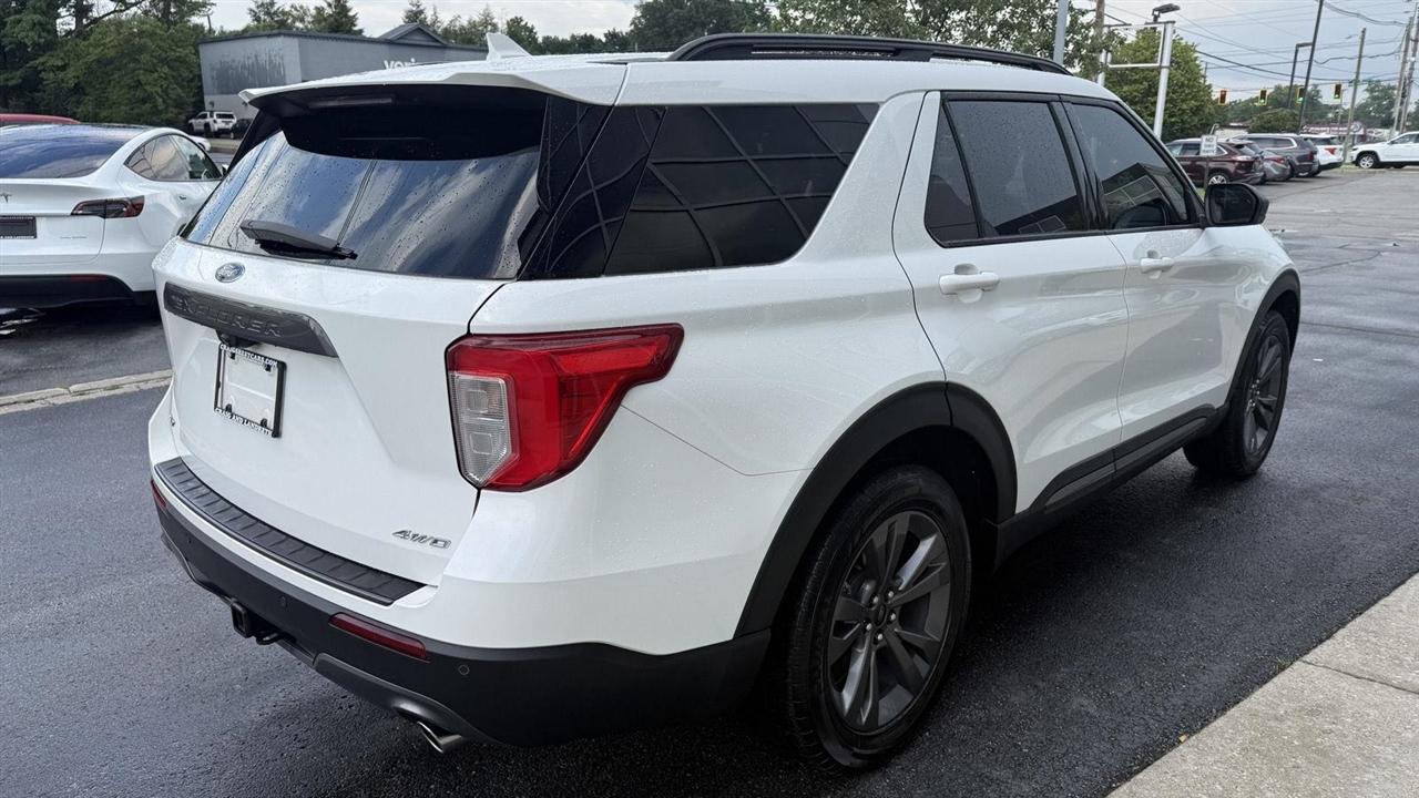 Ford Explorer XLT AWD 2021