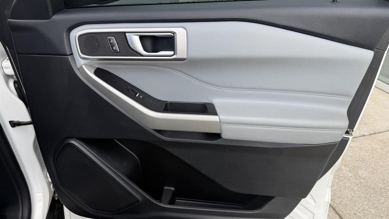 Ford Explorer XLT AWD 2021
