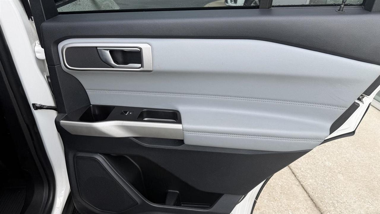 Ford Explorer XLT AWD 2021