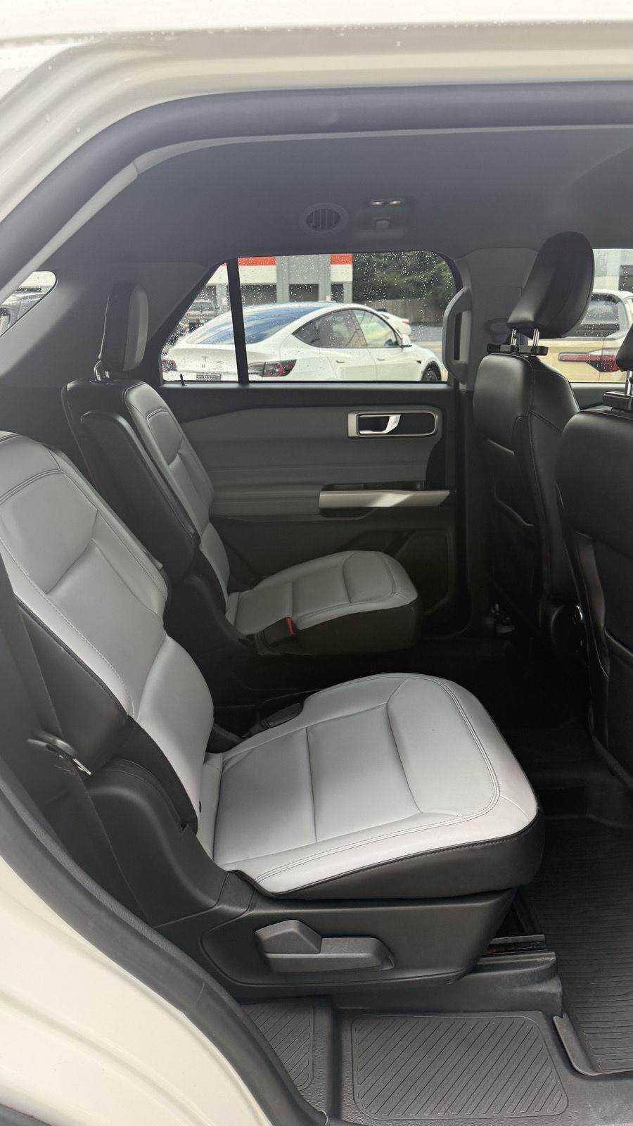 Ford Explorer XLT AWD 2021