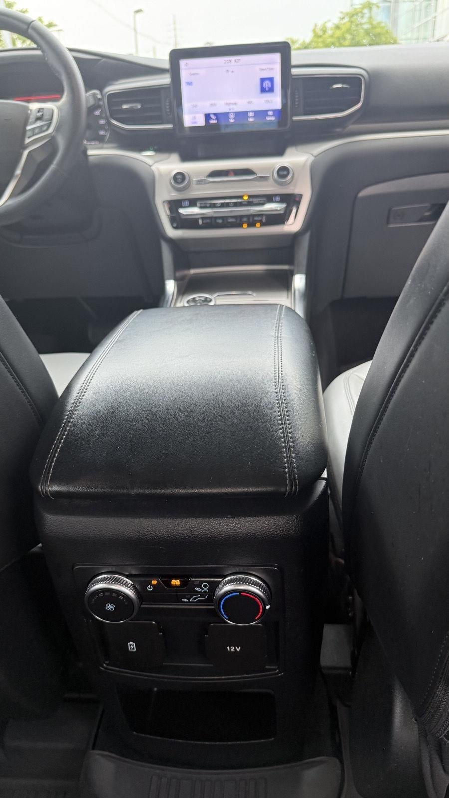 Ford Explorer XLT AWD 2021