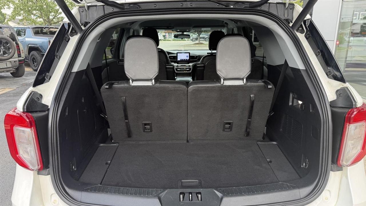 Ford Explorer XLT AWD 2021