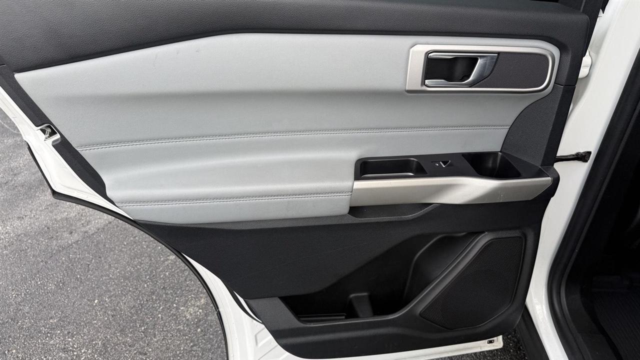 Ford Explorer XLT AWD 2021