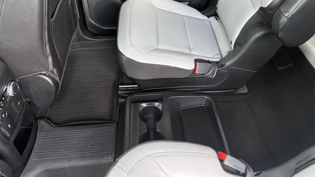 Ford Explorer XLT AWD 2021