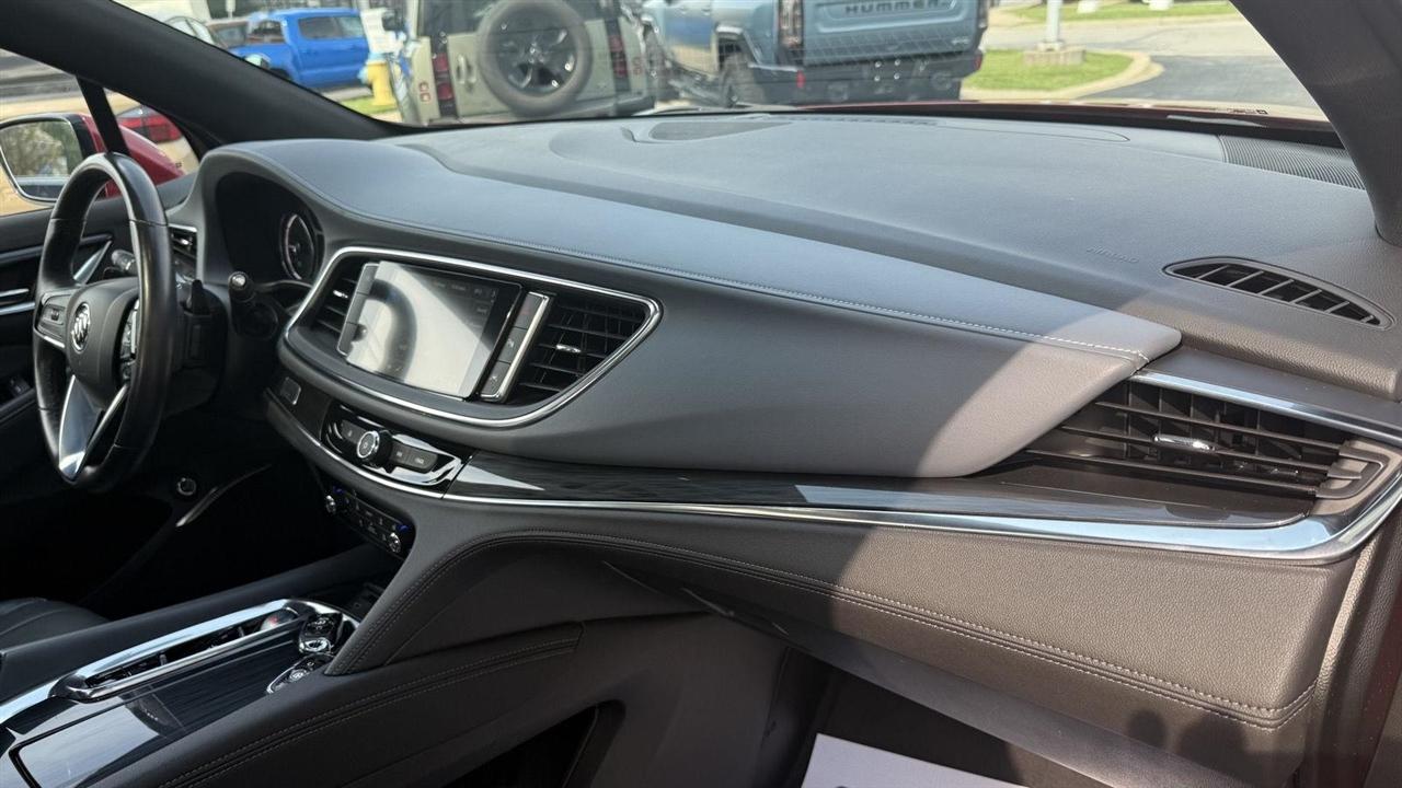 Buick Enclave Essence FWD 2023