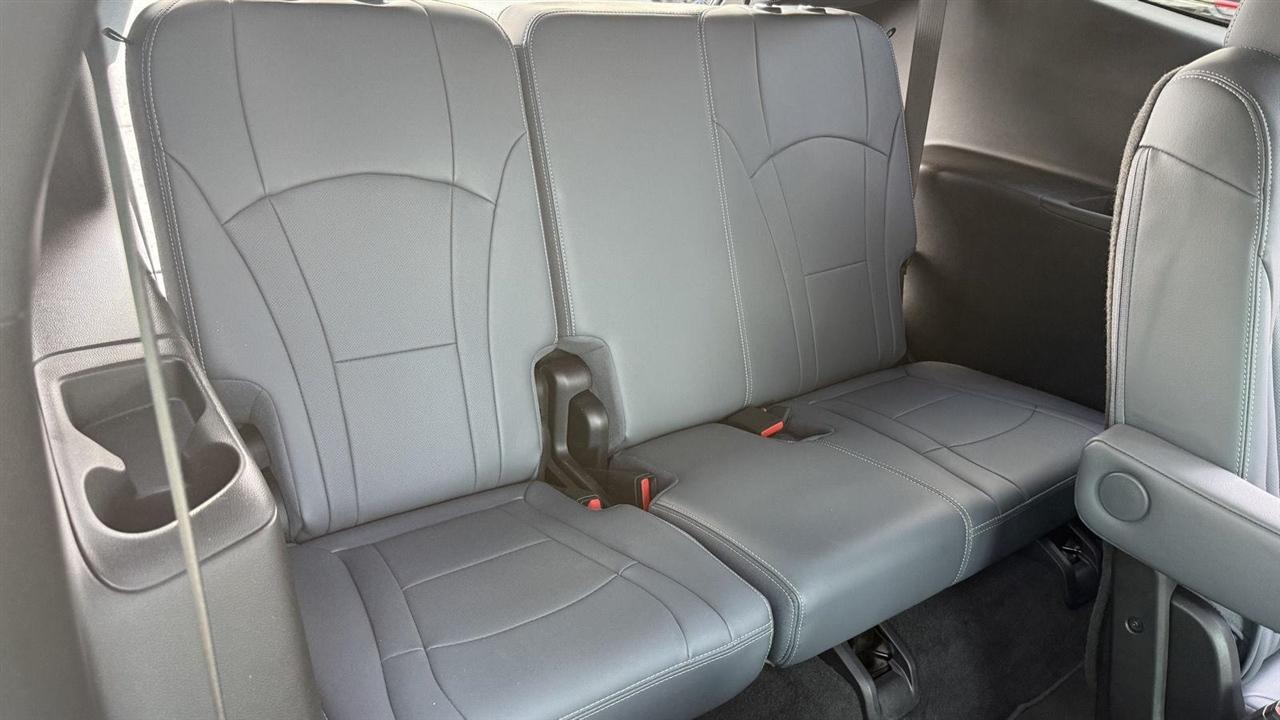 Buick Enclave Essence FWD 2023