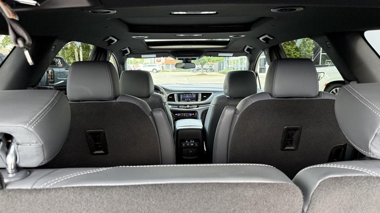 Buick Enclave Essence FWD 2023