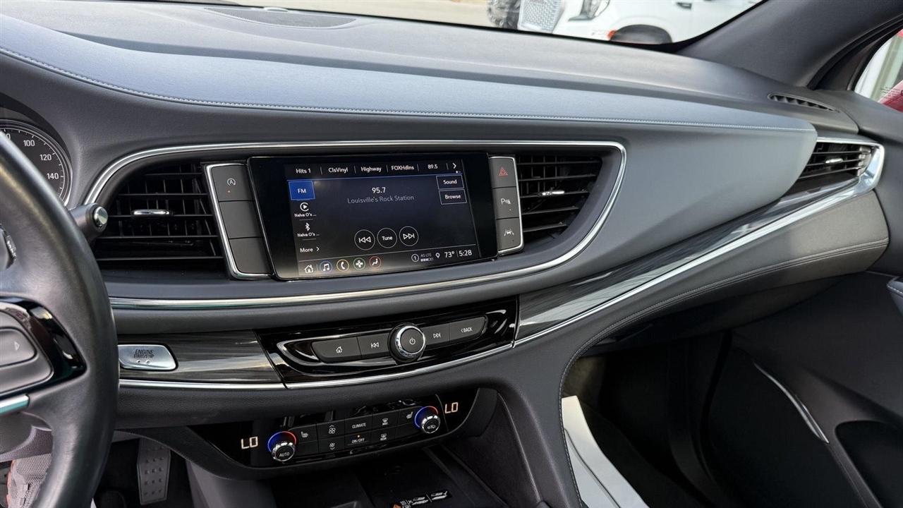 Buick Enclave Essence FWD 2023