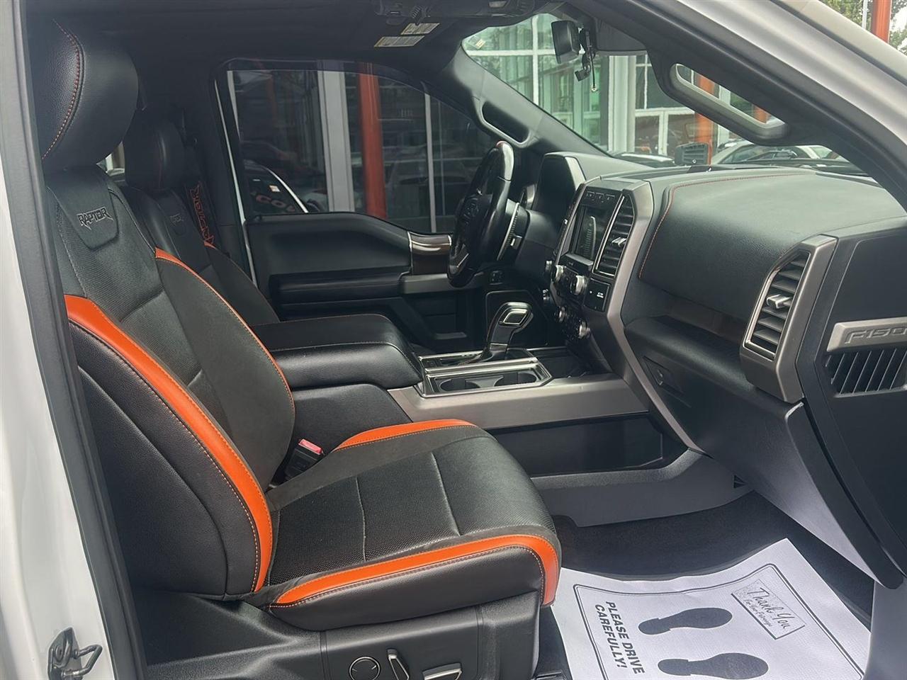 Ford F-150 Raptor SuperCrew 4WD 2018
