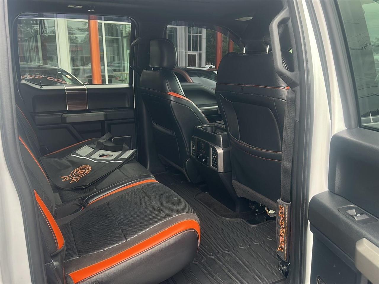 Ford F-150 Raptor SuperCrew 4WD 2018