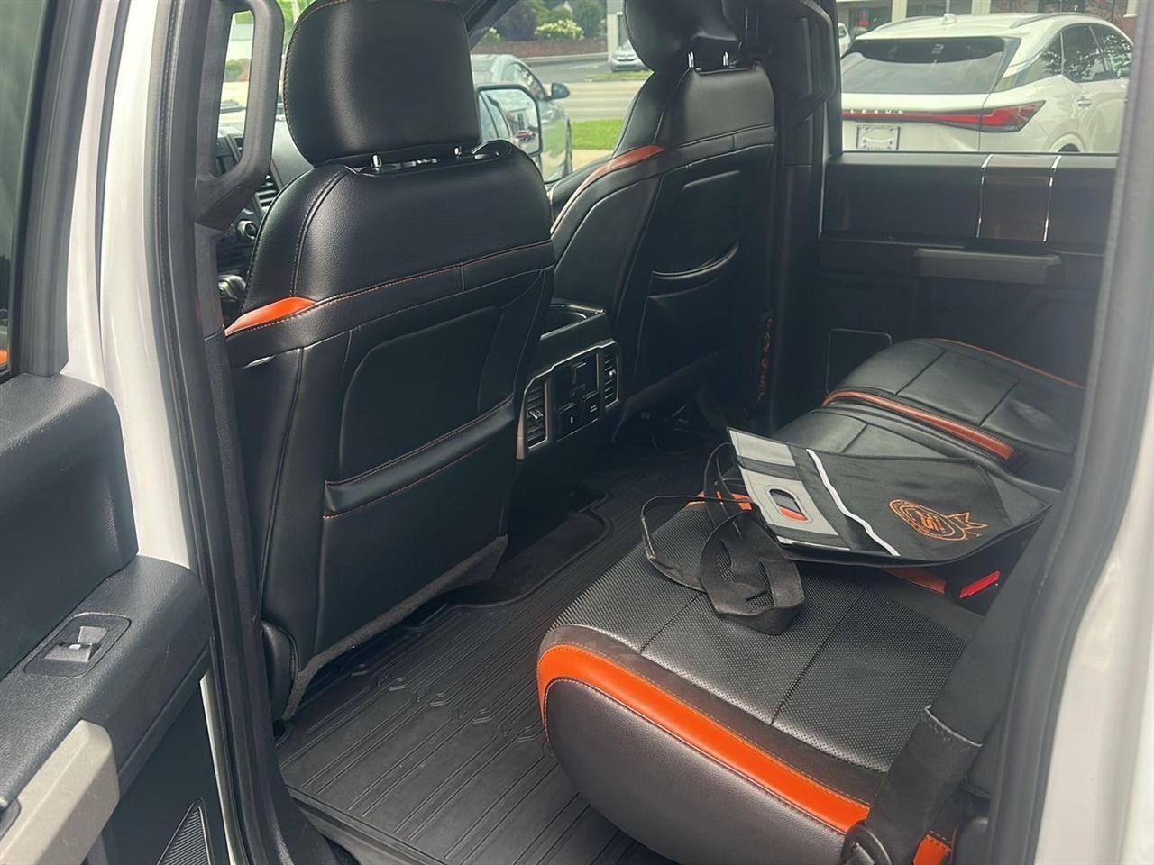 Ford F-150 Raptor SuperCrew 4WD 2018