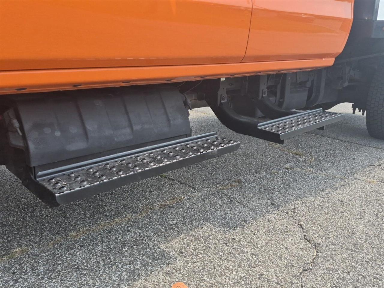 Chevrolet Silverado Medium Duty  2022