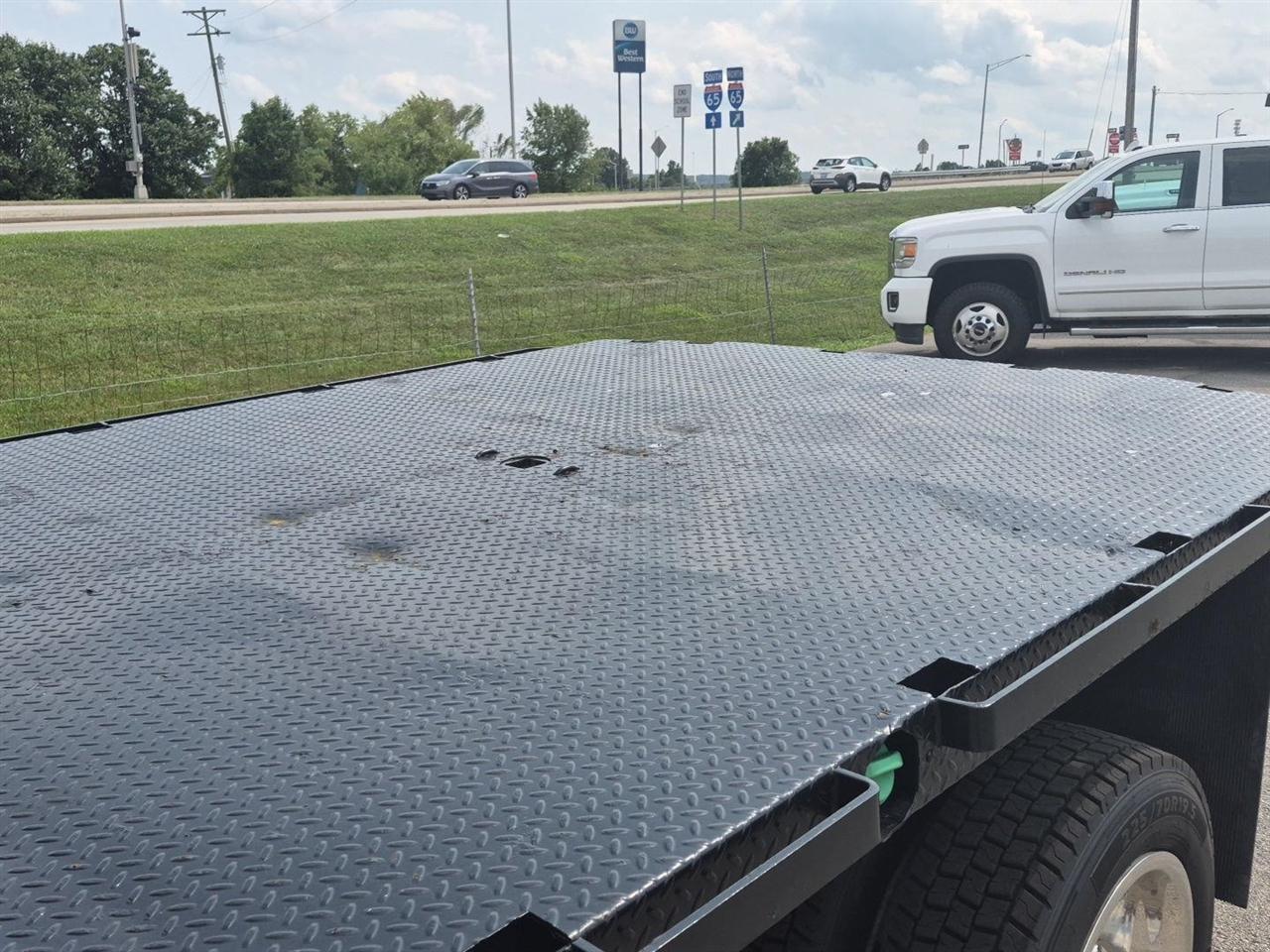 Chevrolet Silverado Medium Duty  2022