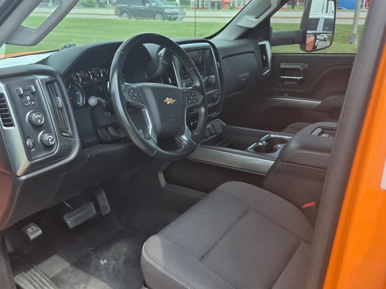 Chevrolet Silverado Medium Duty  2022