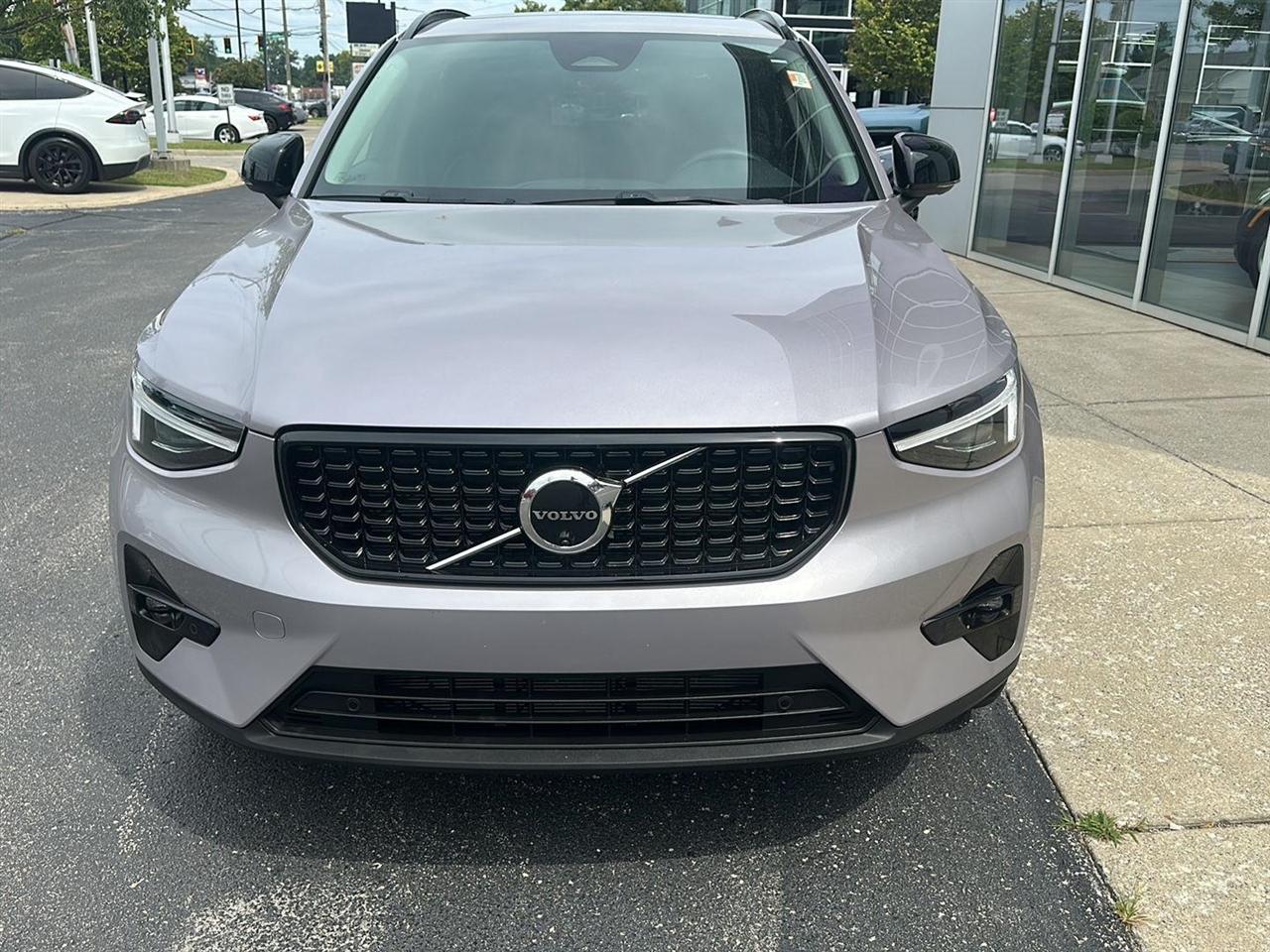 Volvo XC40 B5 Plus Dark AWD 2026