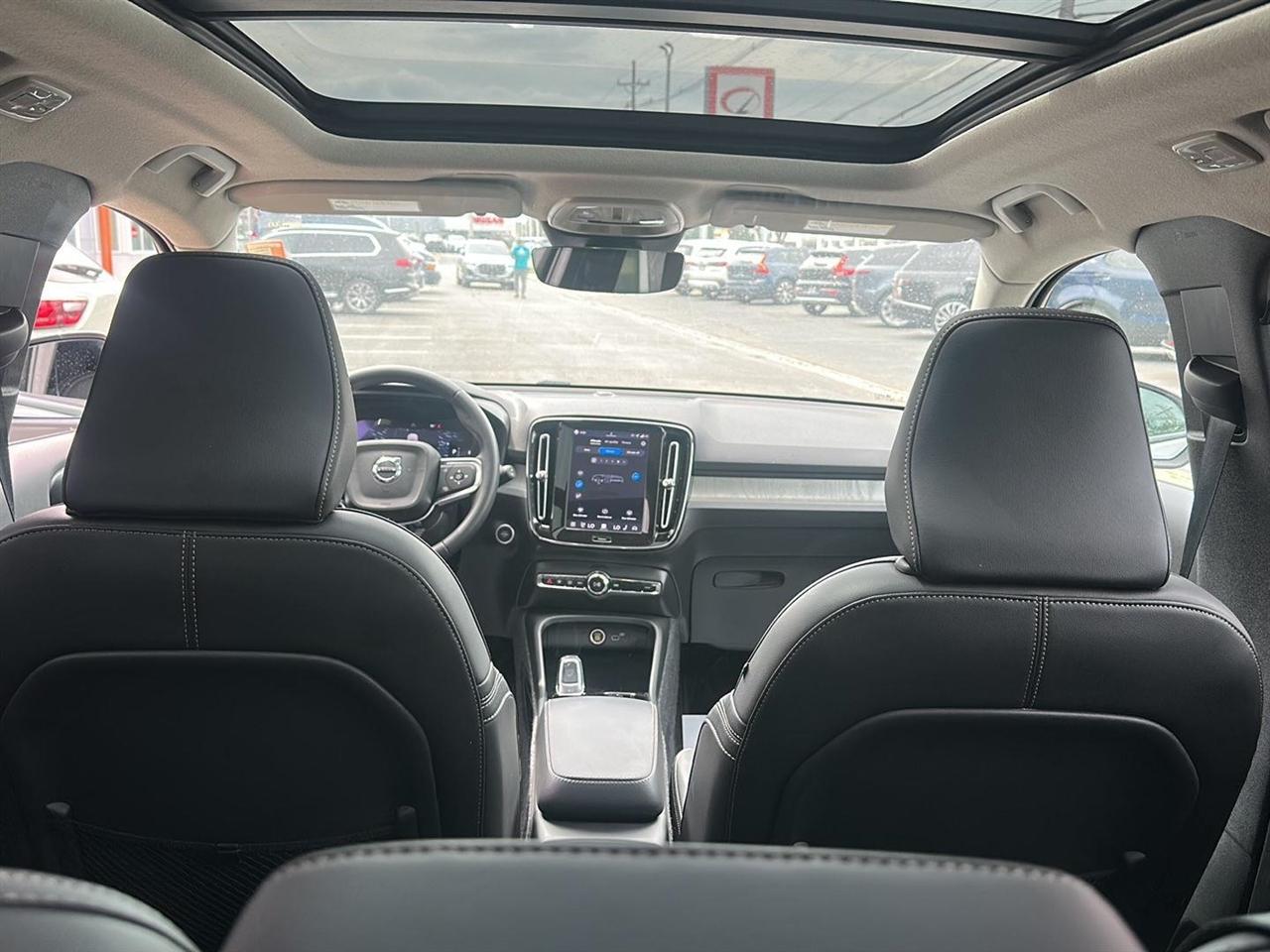 Volvo XC40 B5 Plus Dark AWD 2026
