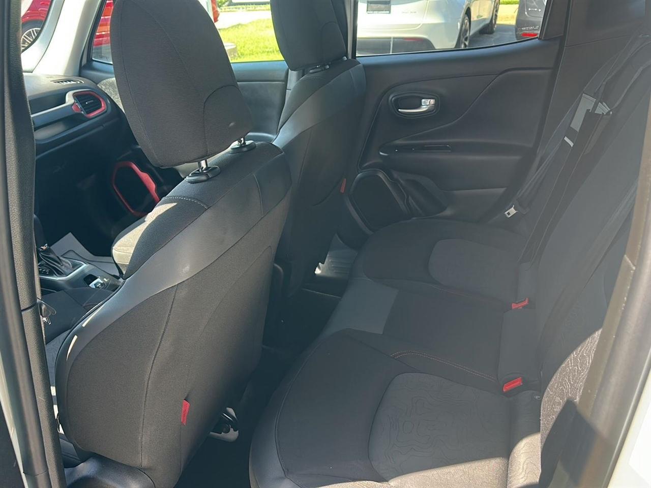 Jeep Renegade Trailhawk 2023