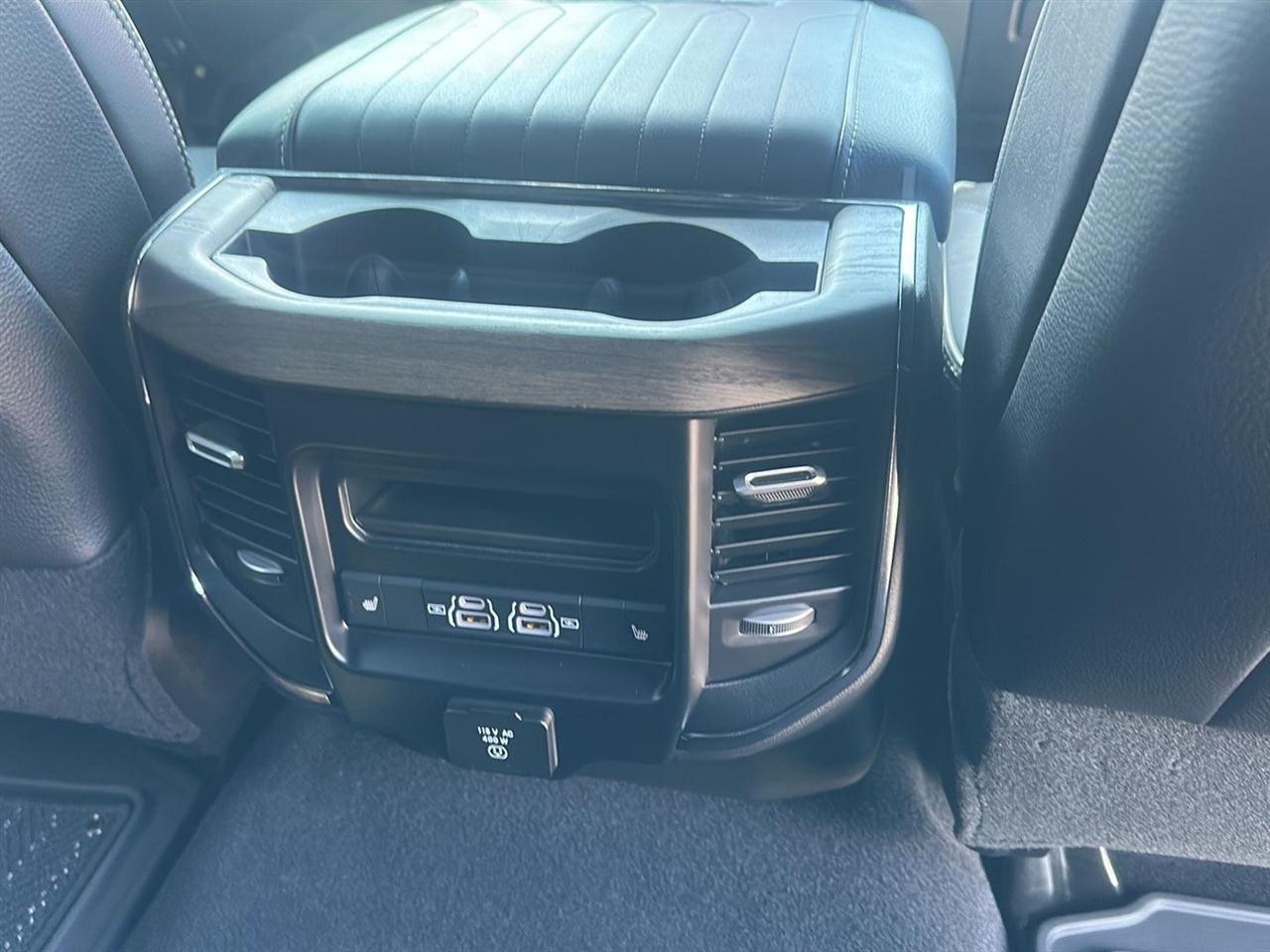 RAM 3500 Limited Mega Cab 4WD DRW 2026
