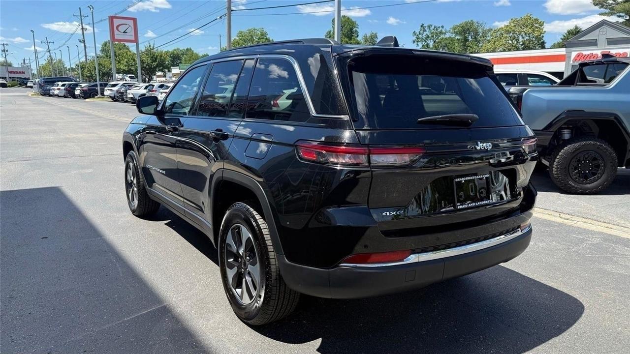 Jeep Grand Cherokee 4xe Base 2025