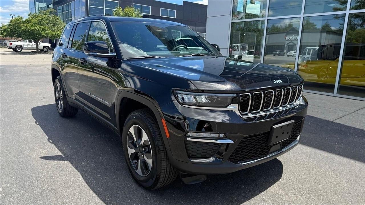 Jeep Grand Cherokee 4xe Base 2025