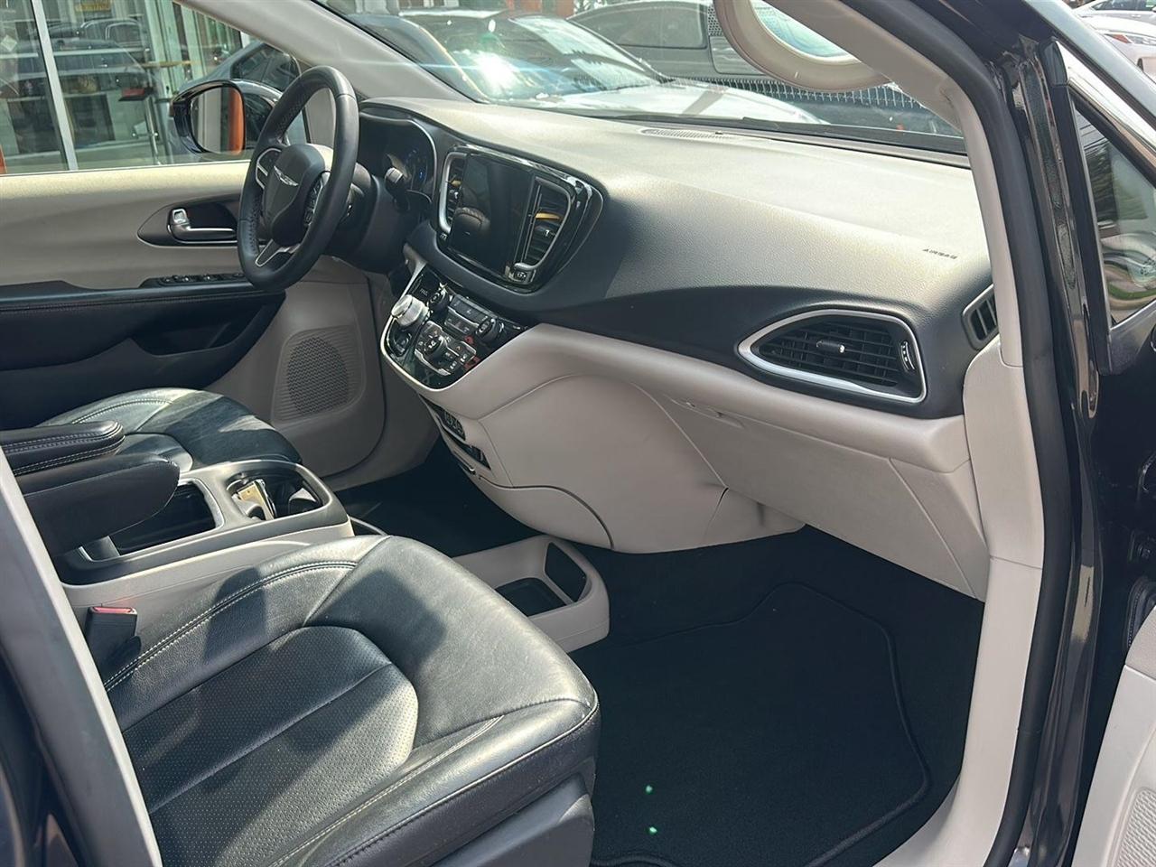 Chrysler Pacifica Touring-L 2022