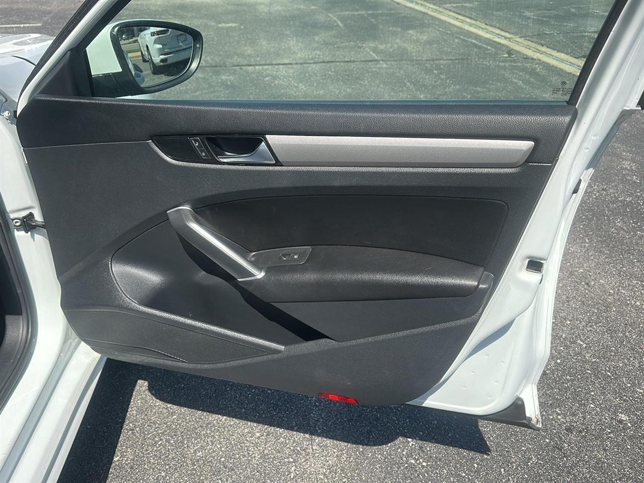 Volkswagen Passat SE 2022