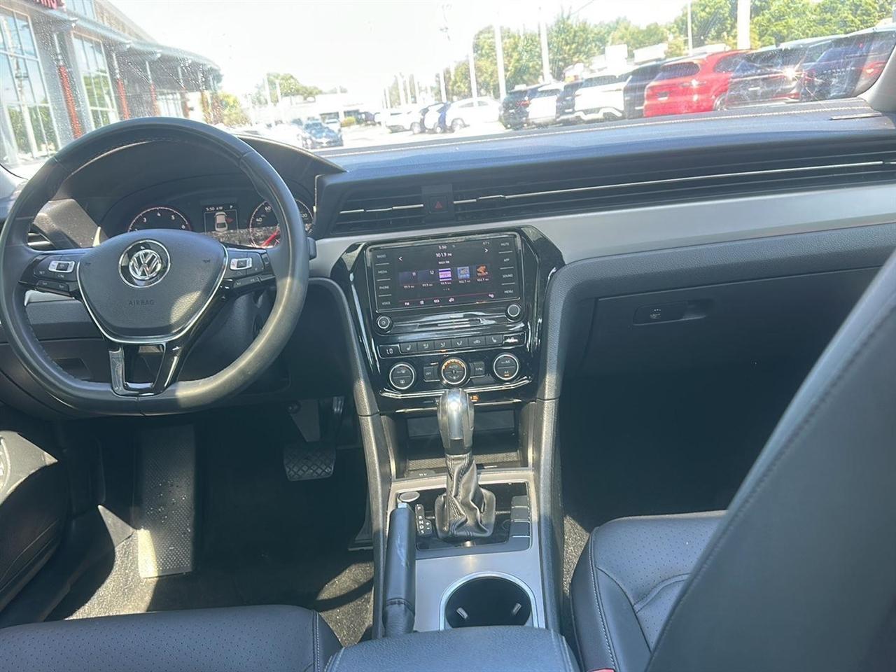 Volkswagen Passat SE 2022