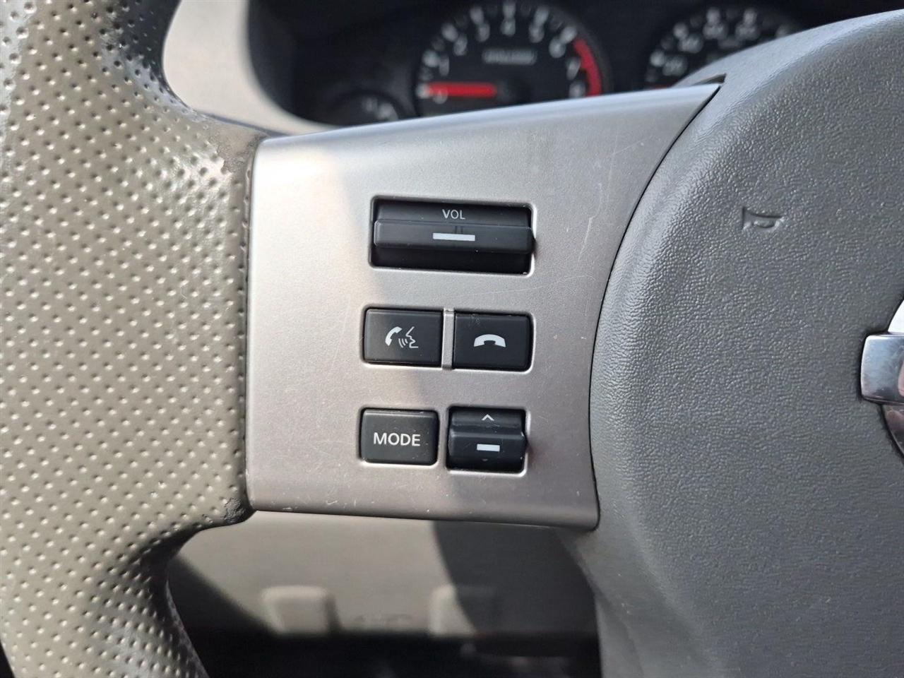 Nissan Frontier SV Crew Cab 5AT 4WD 2018