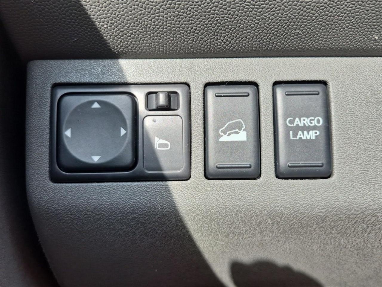 Nissan Frontier SV Crew Cab 5AT 4WD 2018