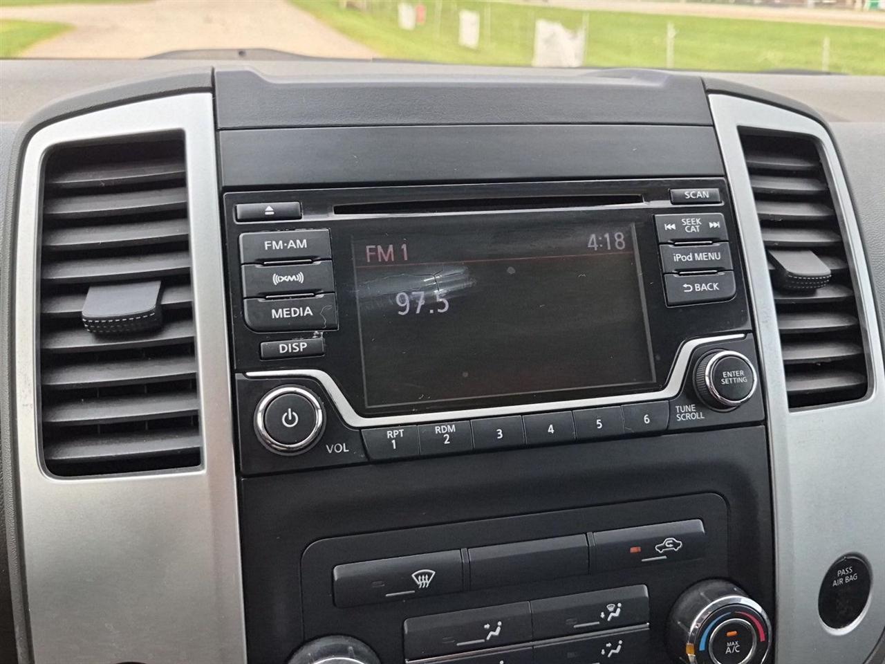 Nissan Frontier SV Crew Cab 5AT 4WD 2018