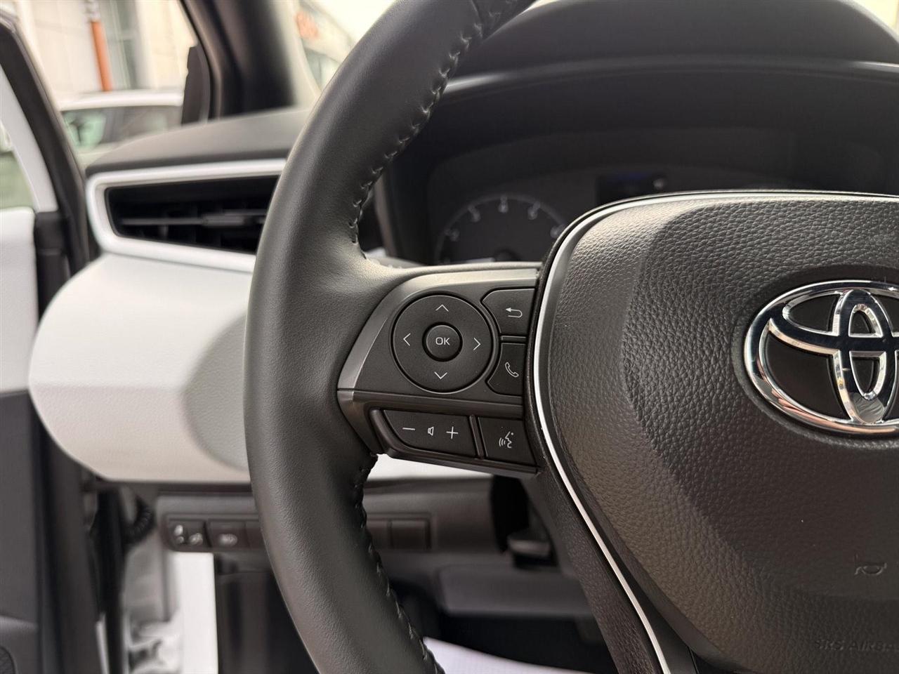 Toyota Corolla SE 2025