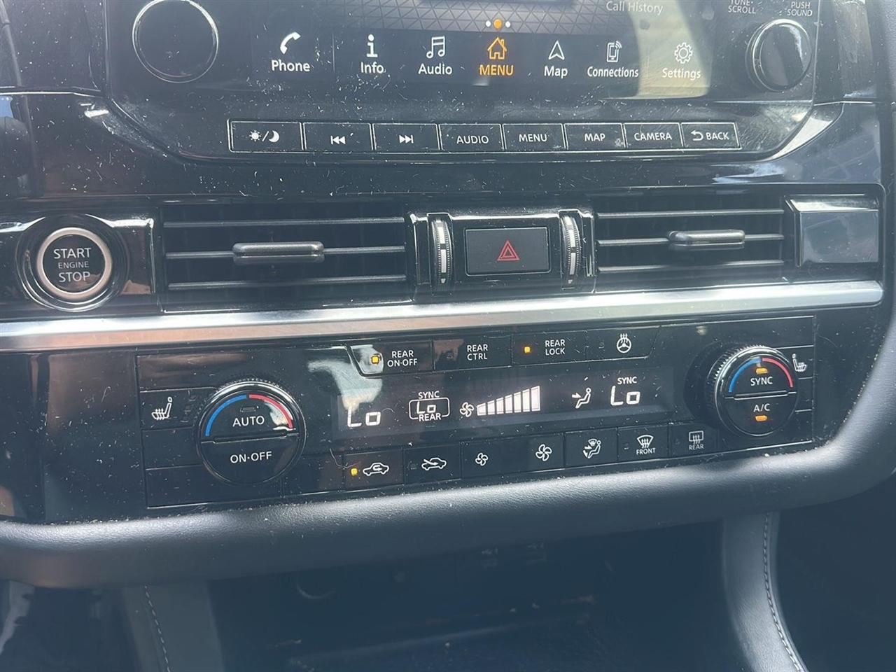 Nissan Pathfinder SL 4WD 2022
