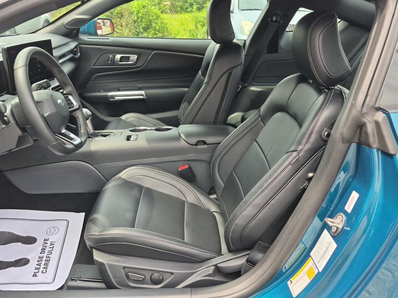 Ford Mustang EcoBoost Premium Coupe 2026