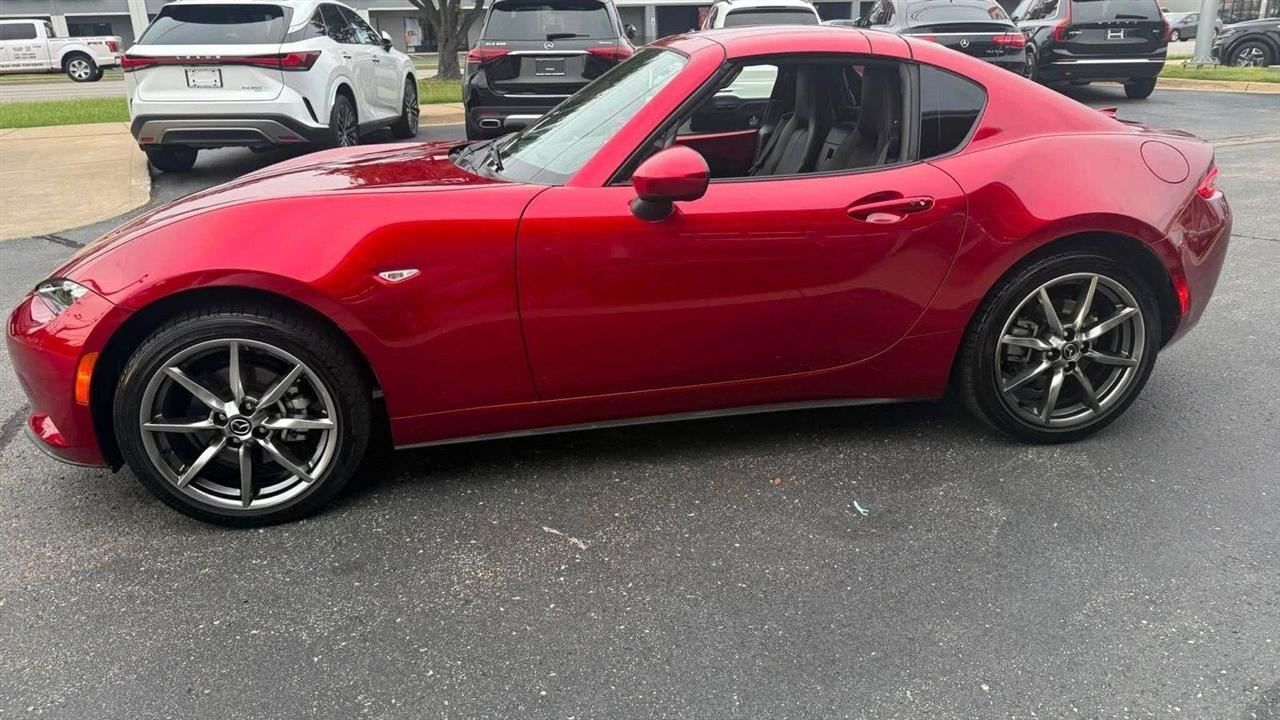 Mazda MX-5 Miata RF Grand Touring 6MT 2022