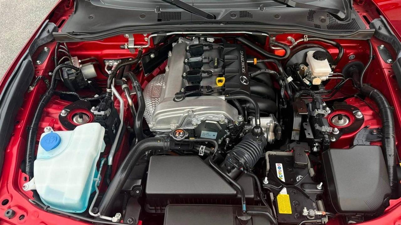 Mazda MX-5 Miata RF Grand Touring 6MT 2022