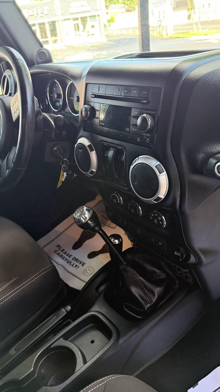 Jeep Wrangler Sahara 4WD 2014