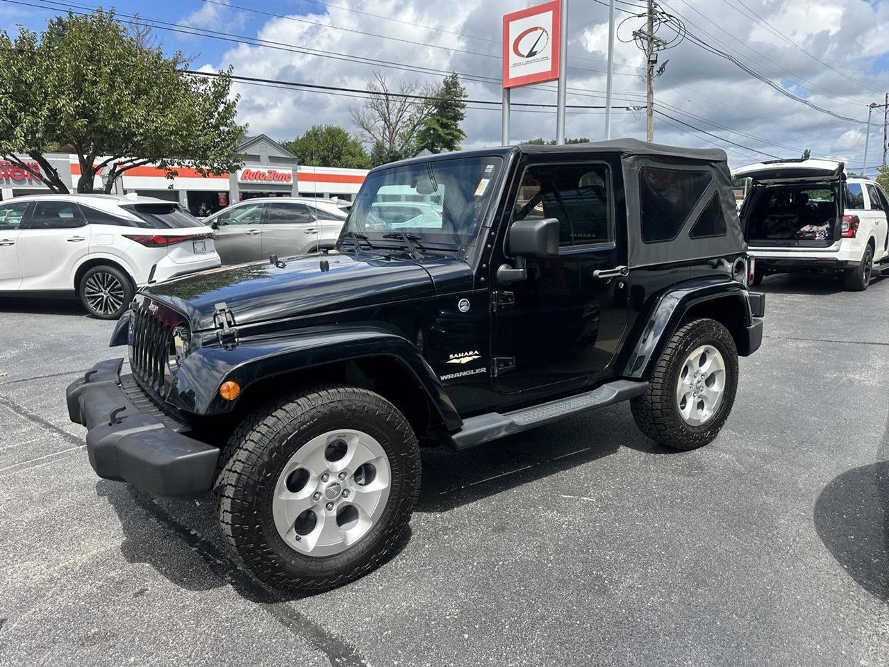 Jeep Wrangler Sahara 4WD 2014