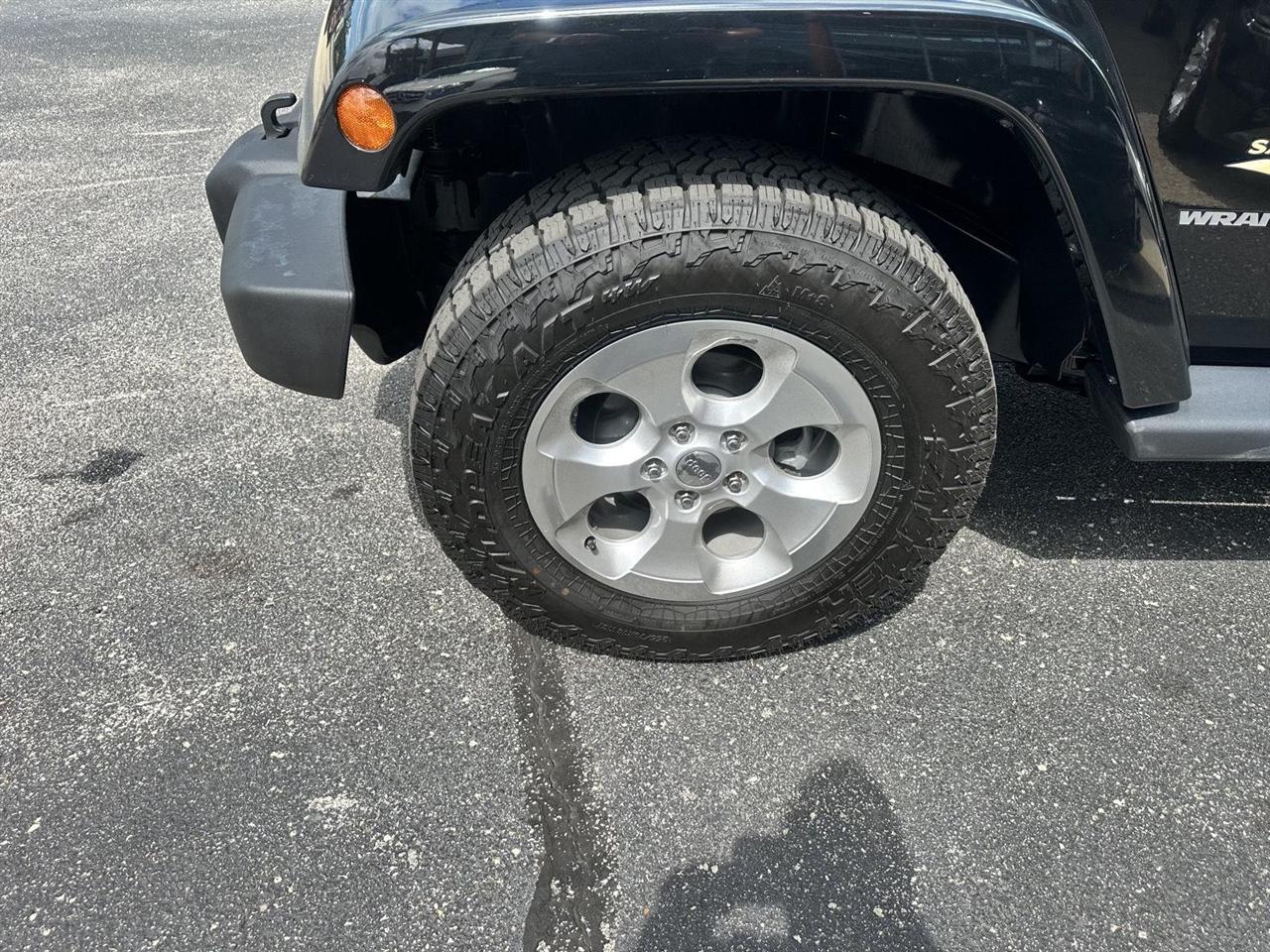 Jeep Wrangler Sahara 4WD 2014