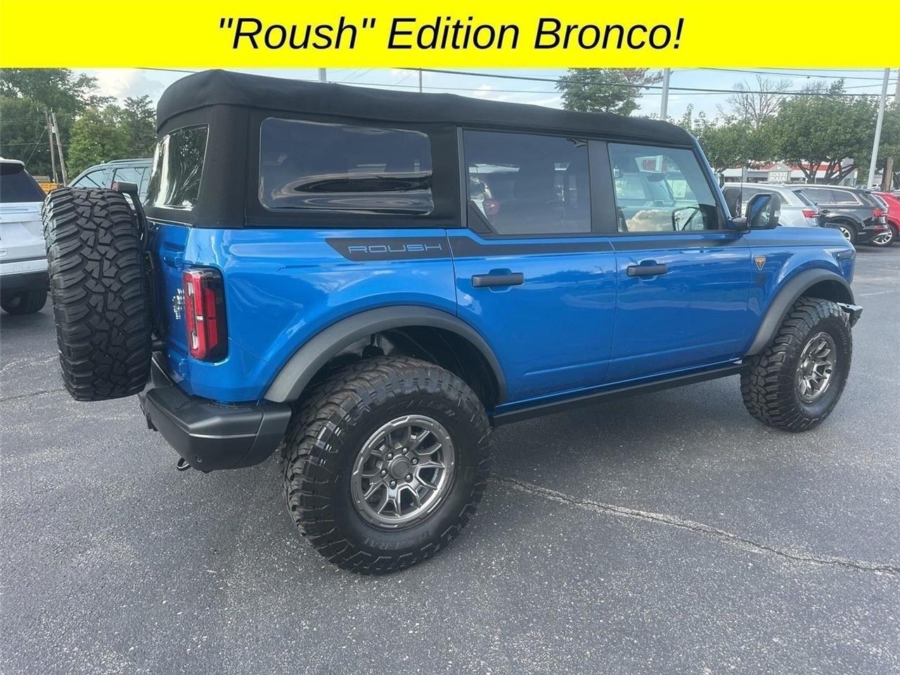 Ford Bronco Base 4-Door w/Advanced 2022