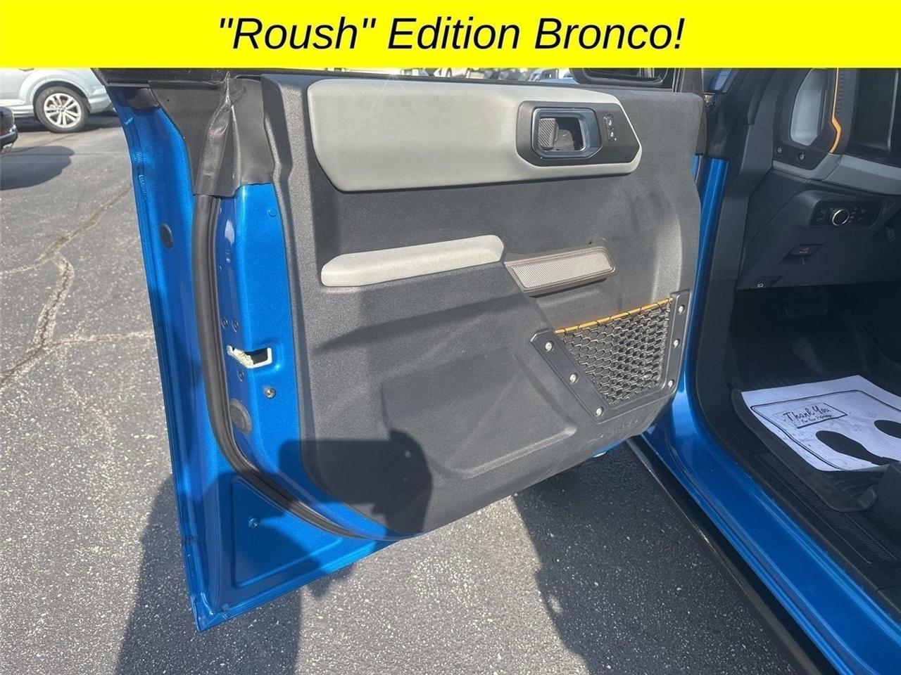 Ford Bronco Base 4-Door w/Advanced 2022