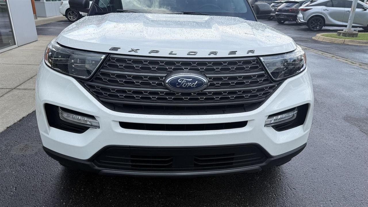 Ford Explorer XLT AWD 2021