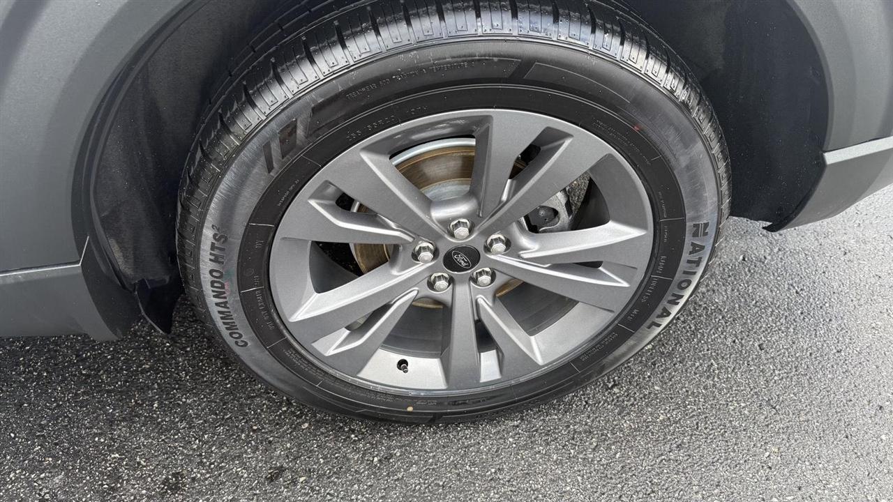 Ford Explorer XLT AWD 2021