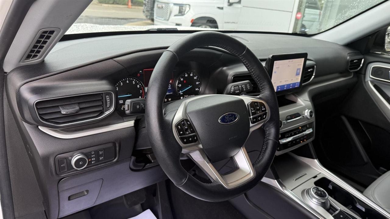Ford Explorer XLT AWD 2021
