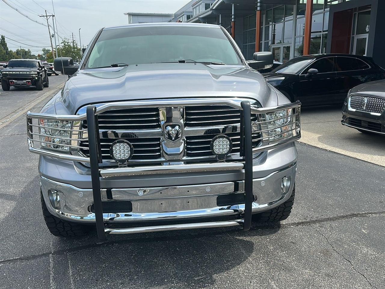 RAM 1500 Classic Tradesman Crew Cab LWB 4WD 2019