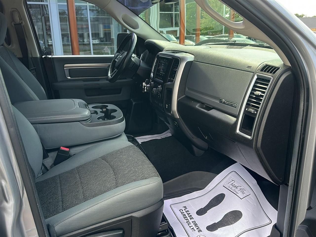 RAM 1500 Classic Tradesman Crew Cab LWB 4WD 2019