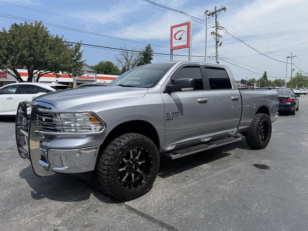 RAM 1500 Classic Tradesman Crew Cab LWB 4WD 2019