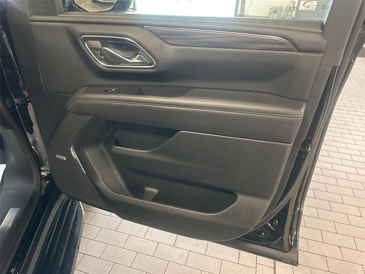 GMC Yukon XL SLT 4WD 2023