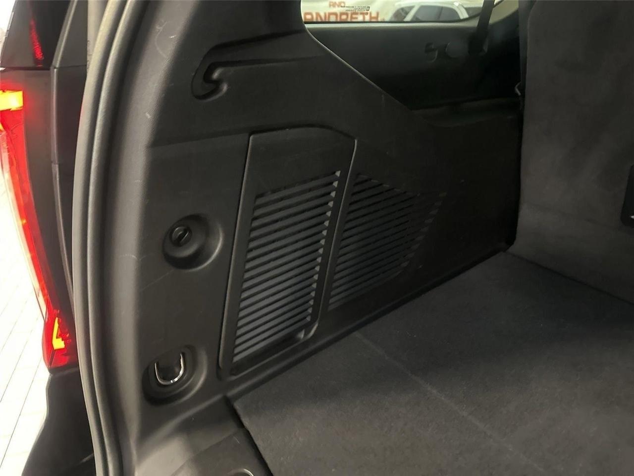 GMC Yukon XL SLT 4WD 2023