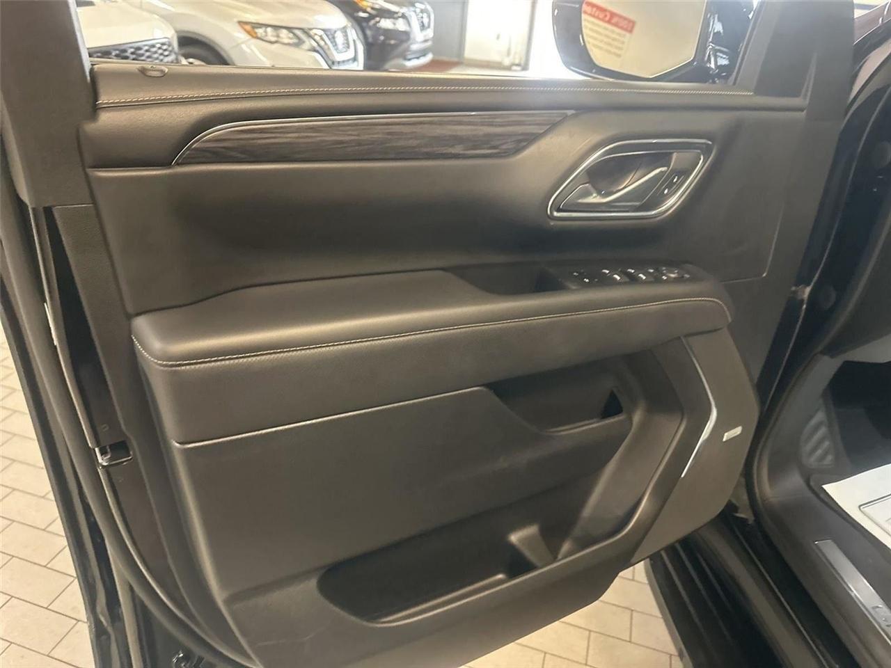 GMC Yukon XL SLT 4WD 2023